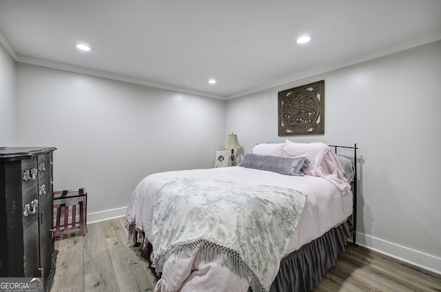 198 Hillcrest Dr, Calhoun, GA 30701 - bedroom with light wood finished floors, recessed lighting, and crown molding