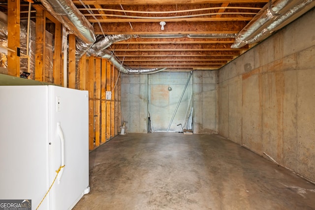 1005 Lyndhurst Way SE, Conyers, GA 30013 - unfinished basement with freestanding refrigerator
