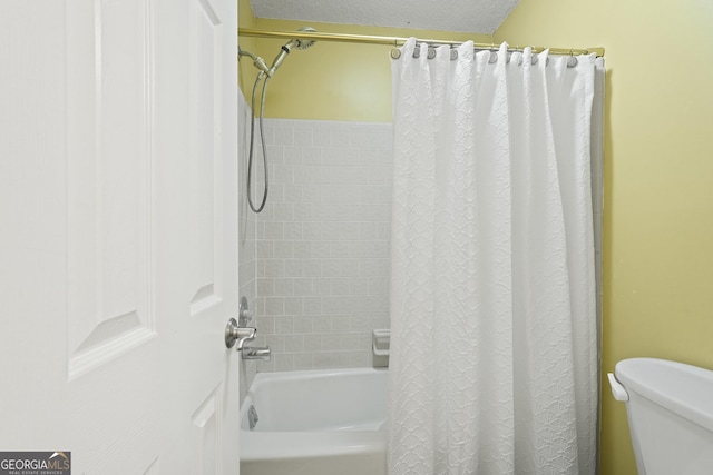 126 S Sheftall Cir, Savannah, GA 31410 - full bathroom featuring shower / bath combo with shower curtain and a textured ceiling