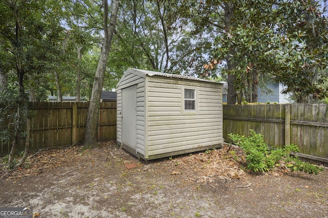 126 S Sheftall Cir, Savannah, GA 31410 - view of shed featuring a fenced backyard
