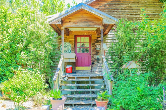 view of entrance to property