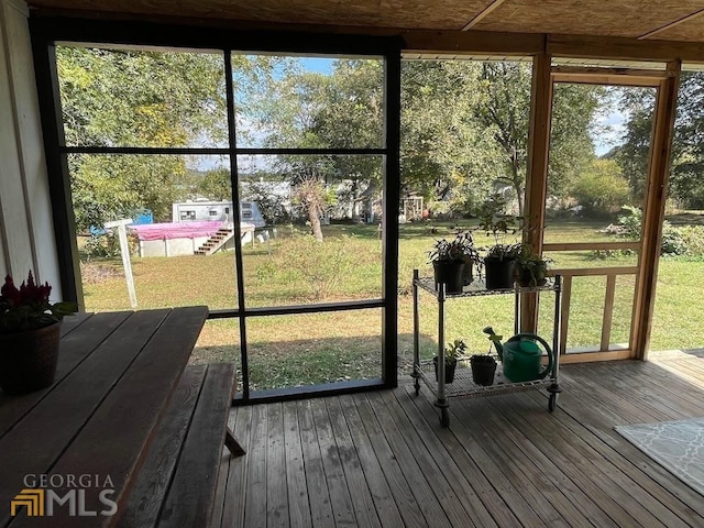 view of unfurnished sunroom