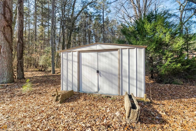 view of outdoor structure