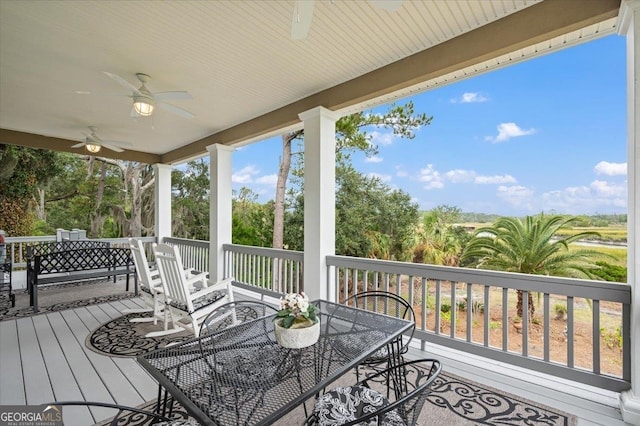 deck with ceiling fan