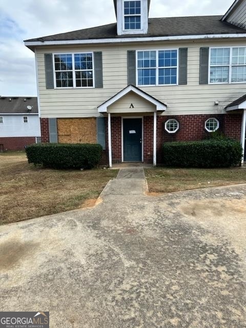 view of front of house