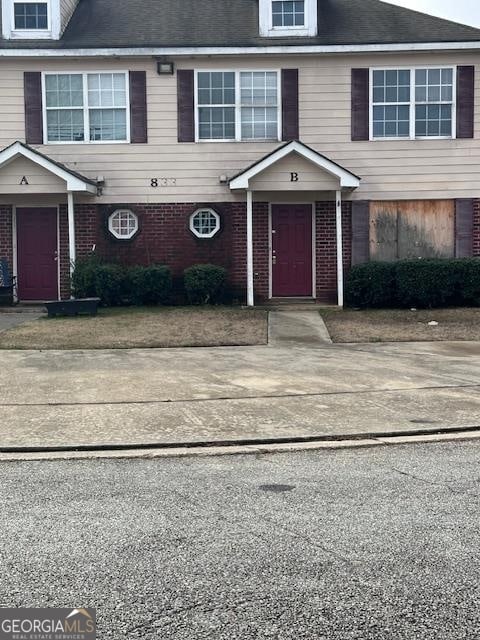 Listing photo 3 for 833 Store House Ct Unit B, Monroe GA 30655