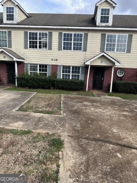 Listing photo 3 for 838 Store House Ct Unit C, Monroe GA 30655