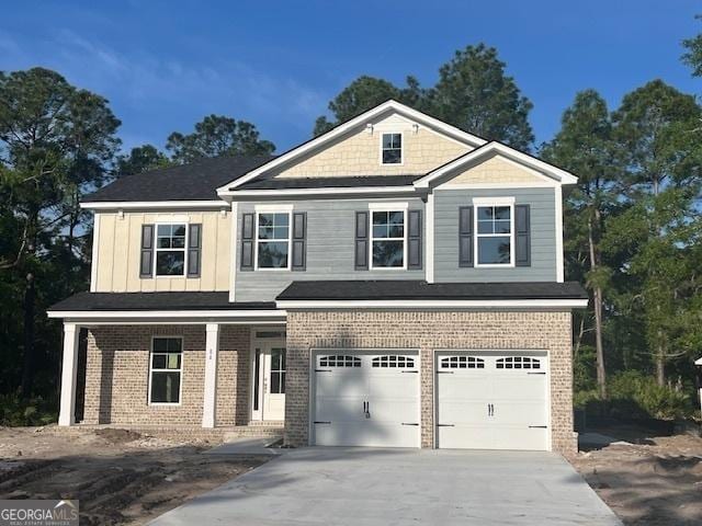 view of front facade with a garage