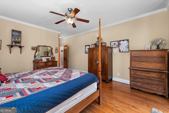 bedroom featuring ceiling fan, crown molding, and light wood-type flooring