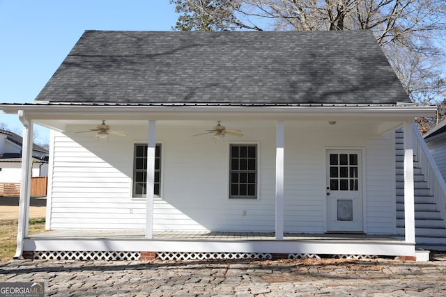 view of front facade with ceiling fan