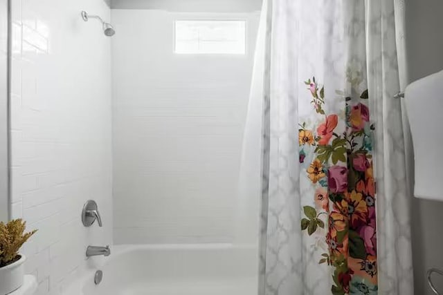 1017 Milner Dr, College Station, TX 77840 - full bathroom featuring shower / bathtub combination with curtain