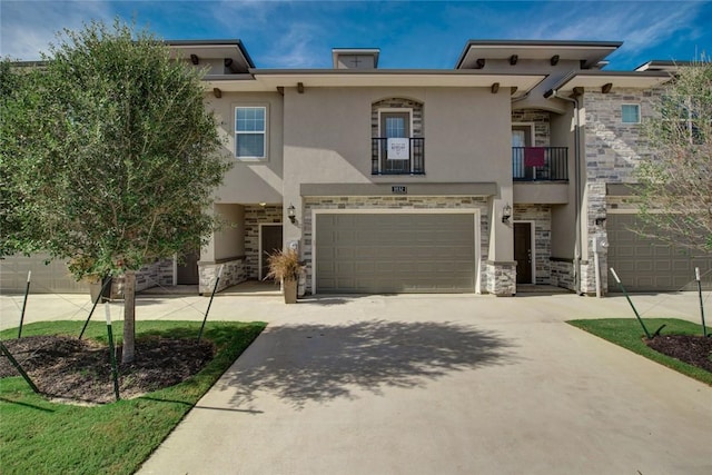 view of front of home featuring a garage