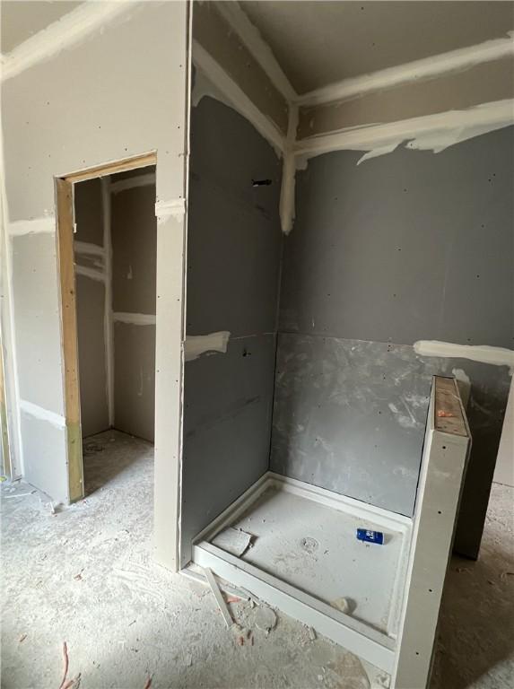 5323 Lyle Pl, Bryan, TX 77807 - view of bathroom
