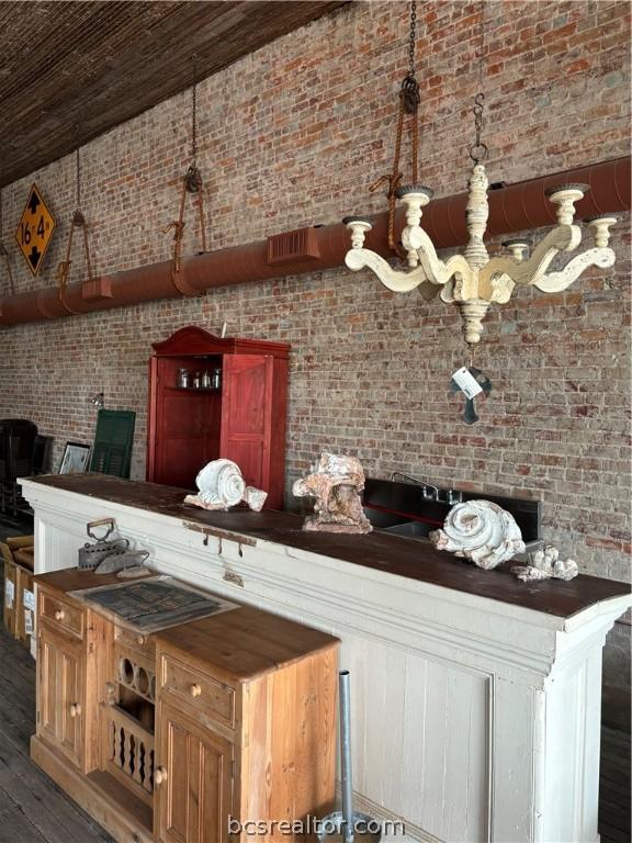 502 S Main Street Highway, Calvert, TX 77837