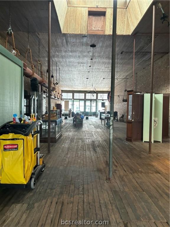 502 S Main Street Highway, Calvert, TX 77837