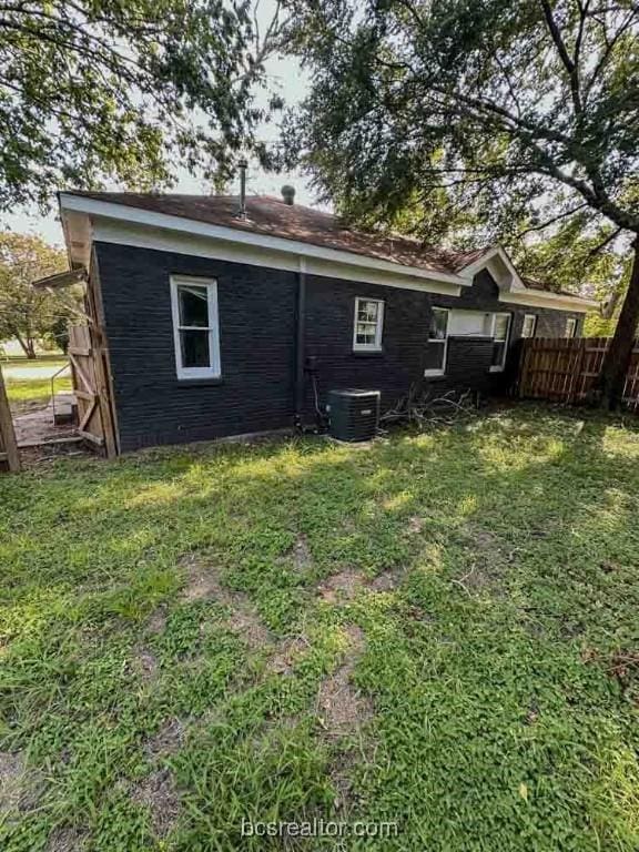 900 E 24th St, Bryan, TX 77803 - photo 26