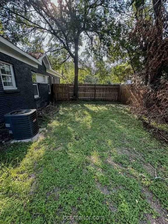 900 E 24th St, Bryan, TX 77803 - photo 22