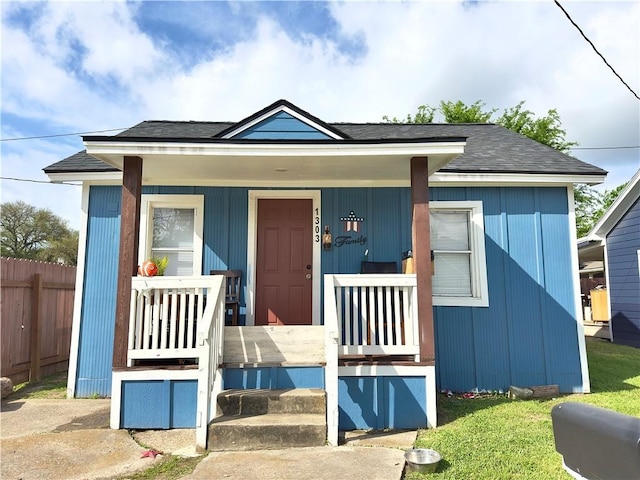 1303 Saunders St, Bryan, TX 77803 - bungalow-style house with a shingled roof and a porch