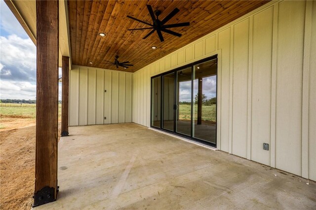 view of patio / terrace with ceiling fan