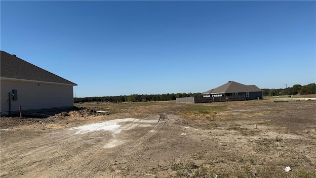 view of yard featuring a rural view