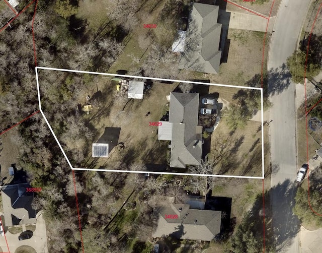 1002 Edgewood Dr, Bryan, TX 77802 - aerial overview of property's location featuring property boundaries highlighted