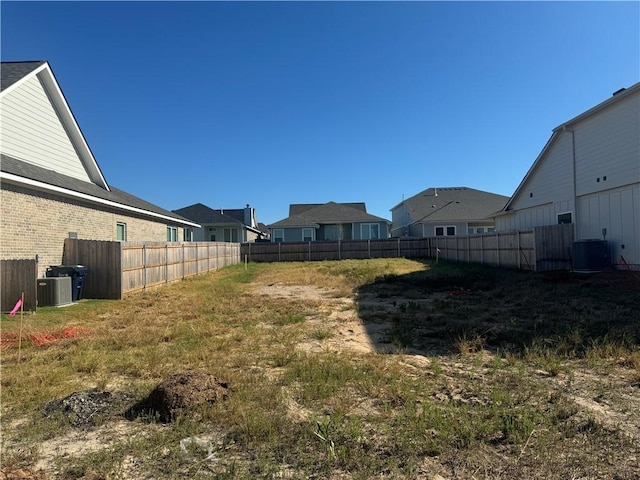 view of yard featuring cooling unit