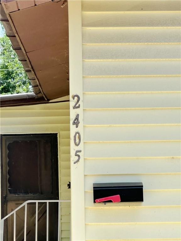 2405 Staunton Dr, Bryan, TX 77803 - photo 3
