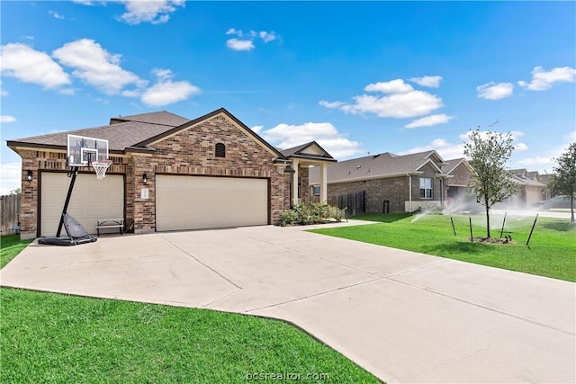 ranch-style house featuring a front lawn