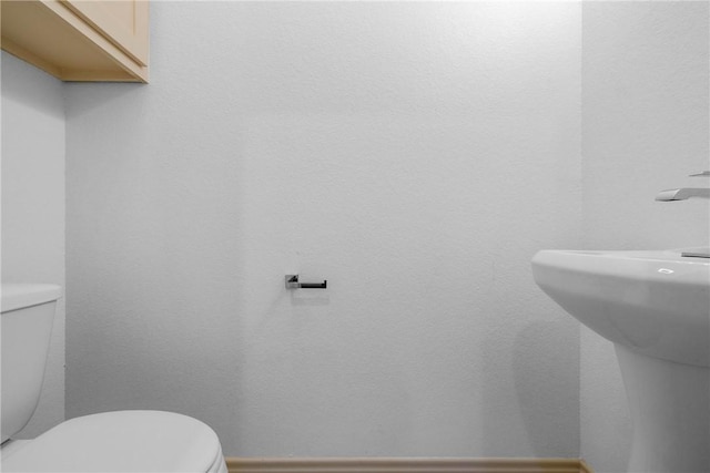 2917 Bombay Ct, Bryan, TX 77808 - bathroom featuring toilet