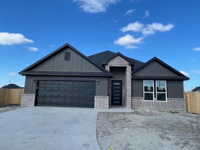 view of front facade with a garage