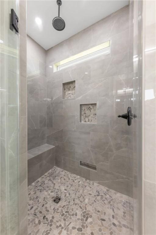 2916 Bombay Ct, Bryan, TX 77808 - full bath featuring tiled shower
