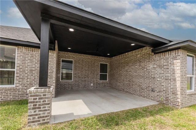 2916 Bombay Ct, Bryan, TX 77808 - view of patio / terrace featuring a ceiling fan