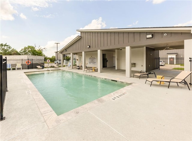 1326 Prairie Dr Unit 113, Bryan, TX 77803 - community pool featuring a patio and fence