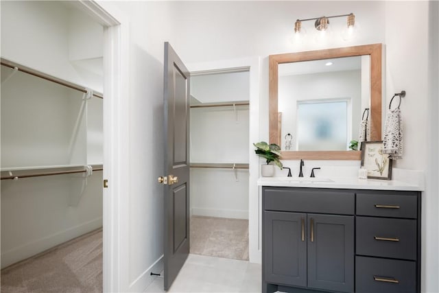 bathroom with vanity