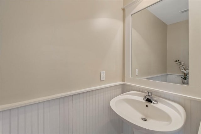 bathroom with sink