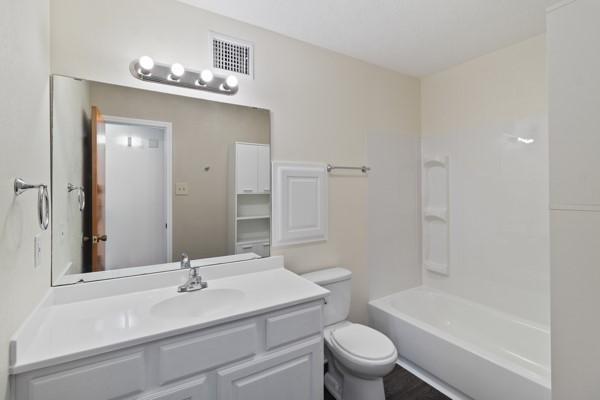 10546 Steep Hollow Rd, Bryan, TX 77808 - photo 24