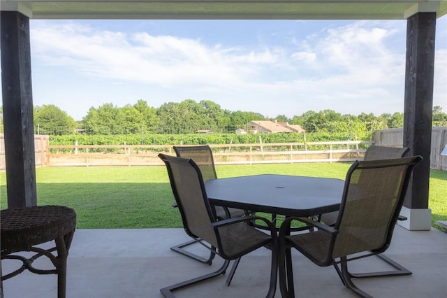 4130 Vintage Estates Ct, Bryan, TX 77808 - fenced backyard featuring a patio