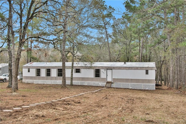 SPLITA4794 Tall Pine Rd, Navasota, TX 77868 - manufactured / mobile home featuring entry steps