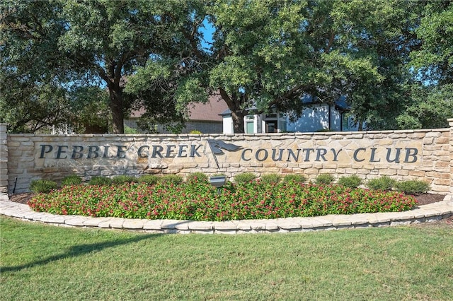 904 Plainfield Ct, College Station, TX 77845 - community / neighborhood sign with a lawn