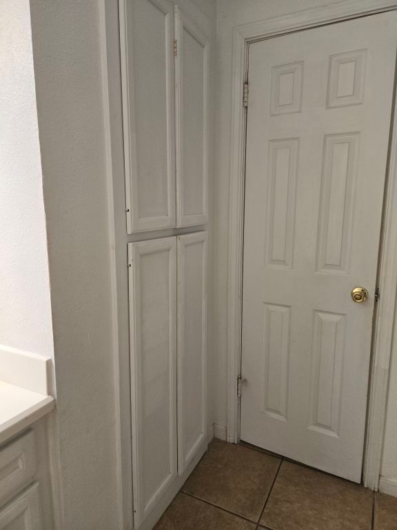 900 E 27th St, Bryan, TX 77803 - detailed view