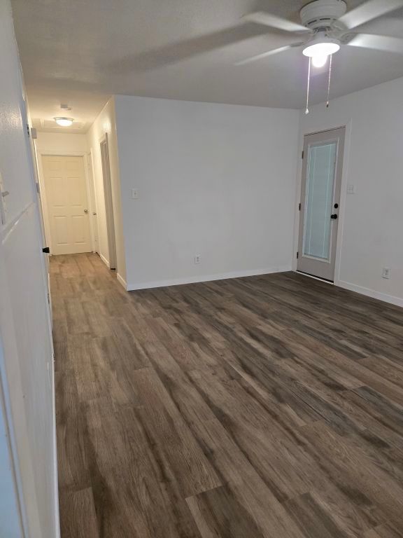 900 E 27th St, Bryan, TX 77803 - photo 10