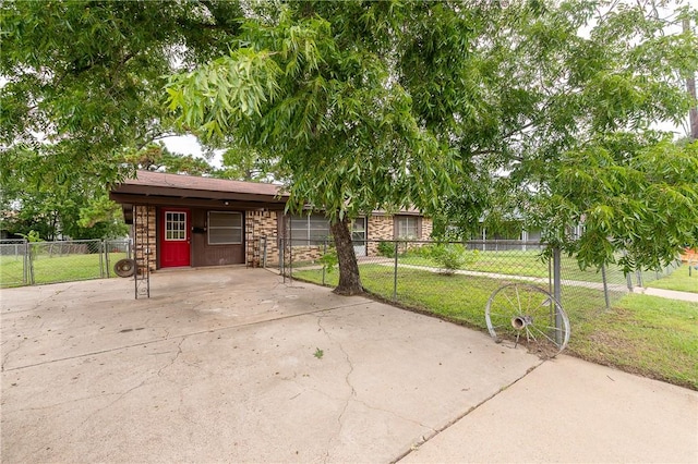 504 N Echols St, Caldwell, TX 77836 - photo 32