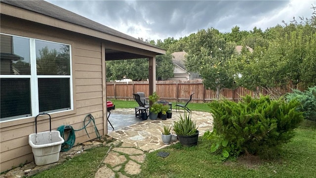 301 Pine Mist Ln, Conroe, TX 77304 - view of yard featuring a patio