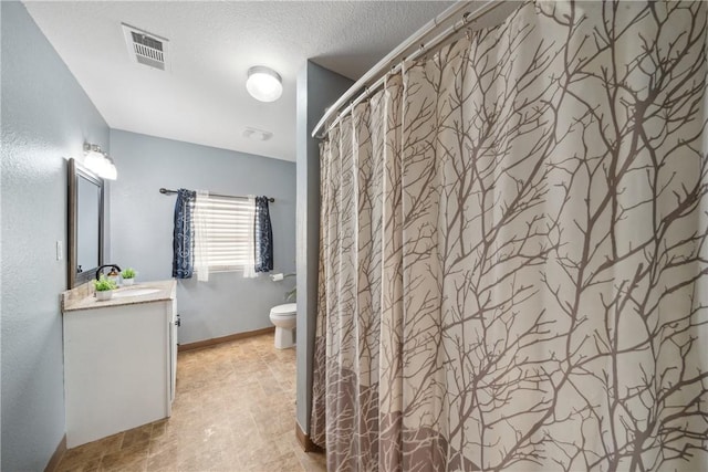 740 Bridget Ave, Buffalo, TX 75831 - full bathroom featuring vanity and curtained shower