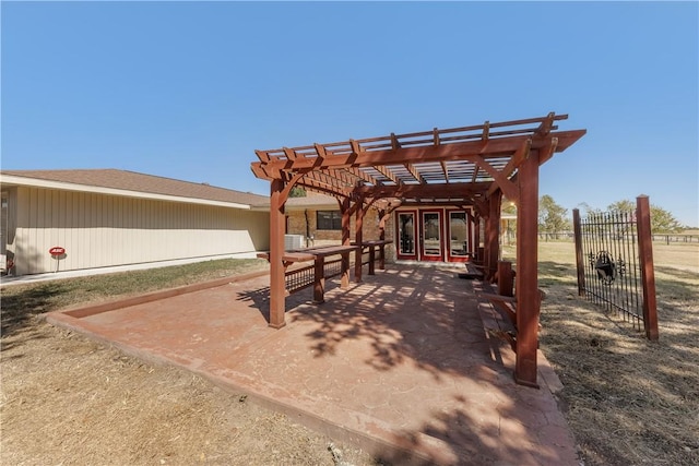 view of patio featuring a pergola