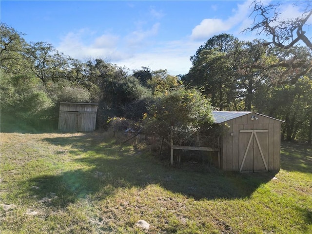 10072 Riley Green Rd, Franklin, TX 77856 - view of green lawn with a shed