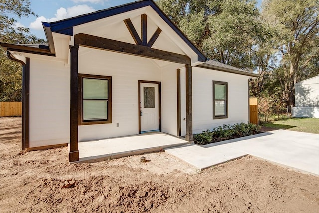 view of front of home