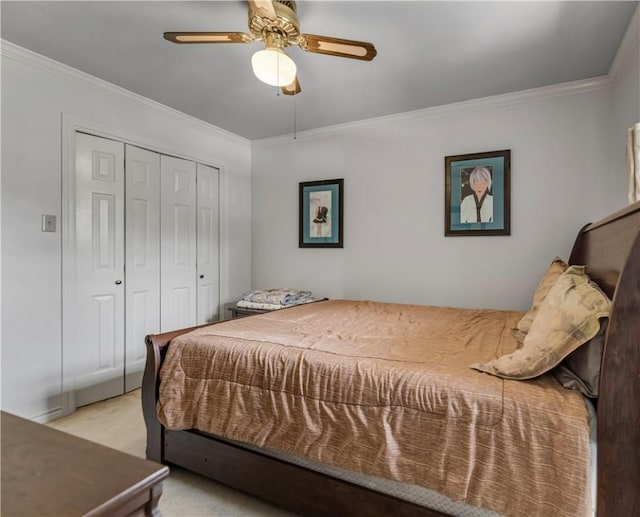 3003 Aztec St, College Station, TX 77845 - bedroom with crown molding, a closet, and ceiling fan