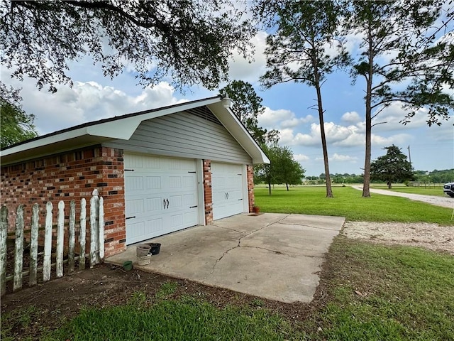 view of detached garage