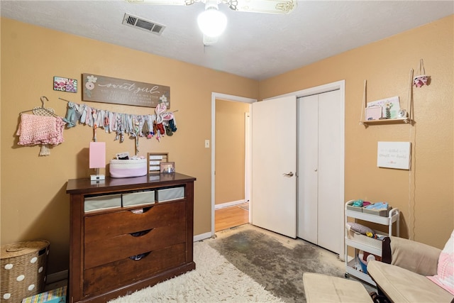 9777 Deer Trail Run, Hearne, TX 77859 - sitting room with carpet floors